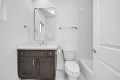 4005 Woodshire Village Estate, Houston, TX 77025 - Photo 11