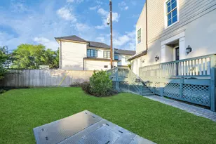 4005 Woodshire Village Estate, Houston, TX 77025 - Photo 5