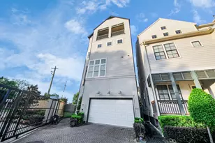 4005 Woodshire Village Estate, Houston, TX 77025 - Photo 3