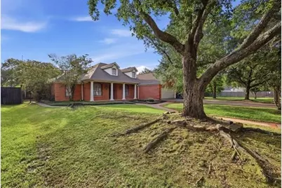 108 Wade, Silsbee, TX 77656 - Photo 3