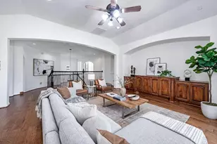 3323 Louvre Ln, Houston, TX 77082 - Photo 7