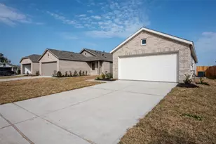 11903 Bat Sheva Ln, Houston, TX 77048 - Photo 1