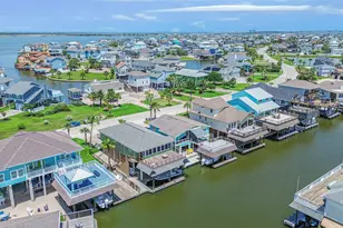 1823 Tiki Dr, Galveston, TX 77554 - Photo 43