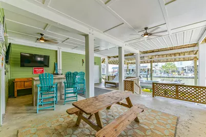 1823 Tiki Drive, Galveston, TX 77554 - Photo 33