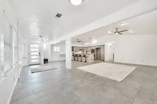 1823 Tiki Dr, Galveston, TX 77554 - Photo 15
