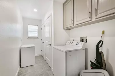 1823 Tiki Drive, Galveston, TX 77554 - Photo 17