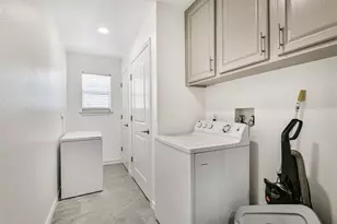 1823 Tiki Dr, Galveston, TX 77554 - Photo 17
