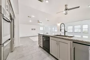 1823 Tiki Dr, Galveston, TX 77554 - Photo 13
