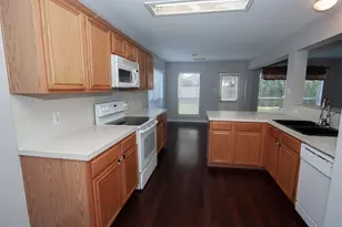 1123 Andover Dr, Pearland, TX 77584 - Photo 5