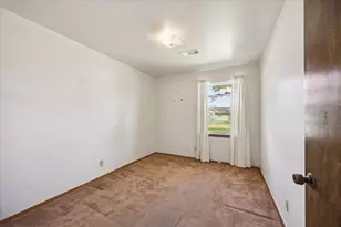 9706 Carmalee St, Houston, TX 77075 - Photo 25