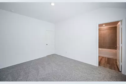 1003 Vilana Ridge Land, Houston, TX 77090 - Photo 21