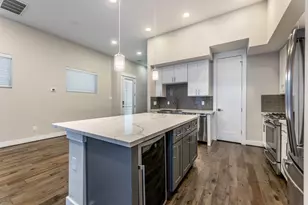 806 Thornton Rd, Houston, TX 77018 - Photo 9