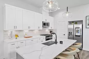 9216 Washington Hts St, Houston, TX 77063 - Photo 3