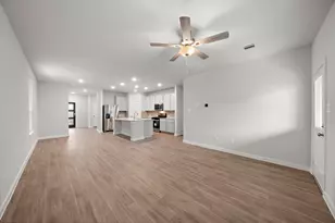 21134 Armstrong County Dr, Cypress, TX 77433 - Photo 9