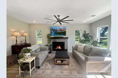 701 S Hudson Street S, Flatonia, TX 78941 - Photo 1