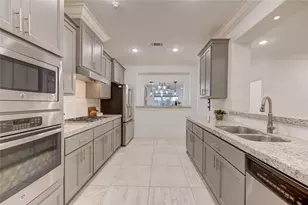 13605 Teal Bluff Ln, Houston, TX 77077 - Photo 21