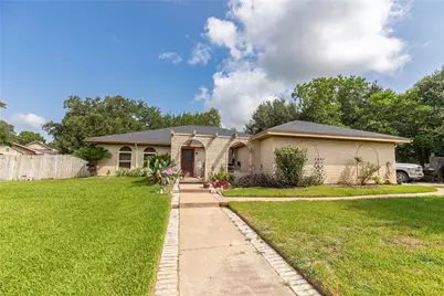 116 Briarwood Lane, Bellville, TX 77418 - Photo 1