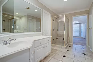 5365 Lampasas St, Houston, TX 77056 - Photo 25