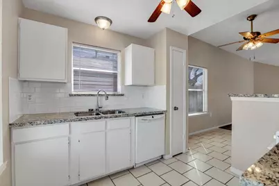 20235 Apache Gardens Lane, Katy, TX 77449 - Photo 11