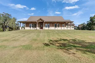 155 Horse Shoe Trail, Angleton, TX 77515 - Photo 29