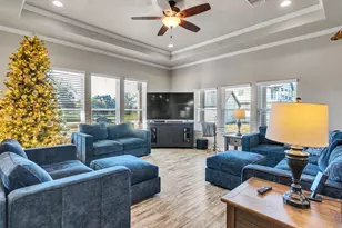 155 Horse Shoe Trail, Angleton, TX 77515 - Photo 5