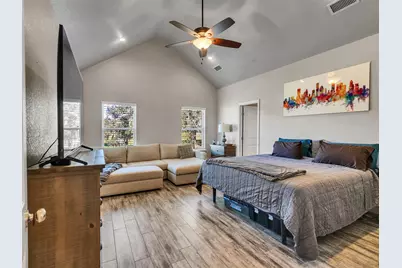 155 Horse Shoe Trail, Angleton, TX 77515 - Photo 9