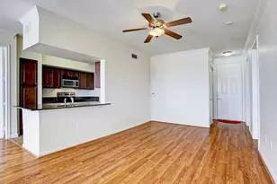 7575 Kirby Dr, Houston, TX 77030 - Photo 3
