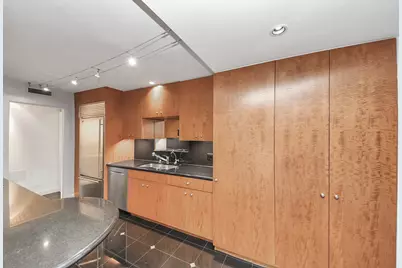 5050 Ambassador Way #306, Houston, TX 77056 - Photo 17
