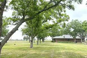 1518 Co Rd 307, El Campo, TX 77437 - Photo 37