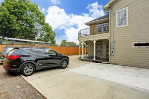 2709 Blodgett St, Houston, TX 77004 - Photo 21