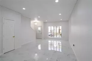 840 Threadneedle St, Houston, TX 77079 - Photo 5