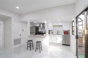 840 Threadneedle St, Houston, TX 77079 - Photo 13