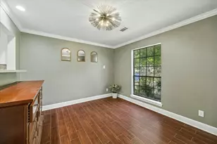 7827 Zilonis Ct, Jersey Village, TX 77040 - Photo 11