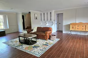 7827 Zilonis Ct, Jersey Village, TX 77040 - Photo 5