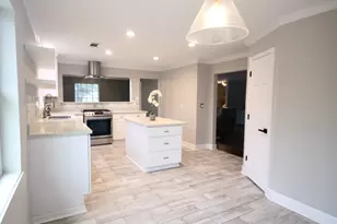 7827 Zilonis Ct, Jersey Village, TX 77040 - Photo 3