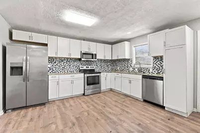 389 Mulberry, Somerville, TX 77879 - Photo 5
