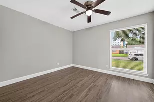 411 Cole St, Webster, TX 77598 - Photo 15
