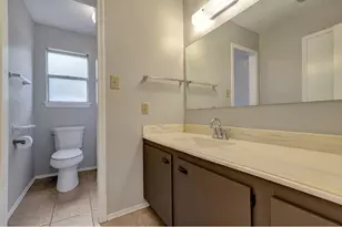 3747 Clear Falls Dr, Kingwood, TX 77339 - Photo 15