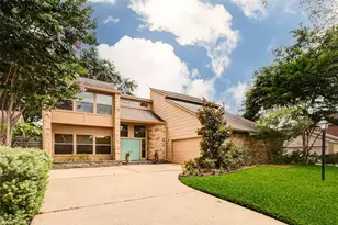 2327 Briar Branch Dr, Houston, TX 77042 - Photo 45