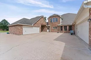 17202 Ledgefield, Cypress, TX 77433 - Photo 5