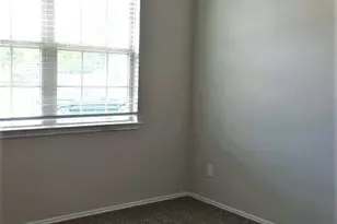 14215 W Rim Ln, Conroe, TX 77384 - Photo 5