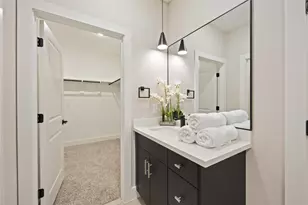 8303 Venus St, Houston, TX 77088 - Photo 29