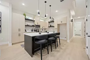 8303 Venus St, Houston, TX 77088 - Photo 9