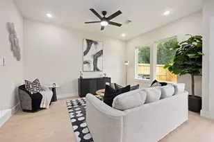 8303 Venus St, Houston, TX 77088 - Photo 7