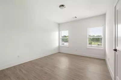 107 Tolima Dove Street, Houston, TX 77018 - Photo 23