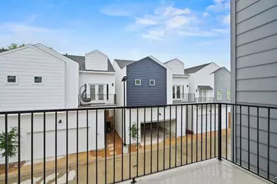 107 Tolima Dove Street, Houston, TX 77018 - Photo 17