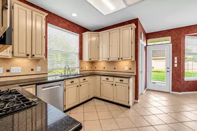 7914 Hickory Mill Court, Houston, TX 77095 - Photo 11