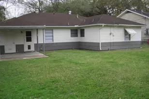 1124 Lawrence St, Rosenberg, TX 77471 - Photo 23