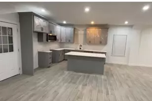 9210 Martell St, Houston, TX 77051 - Photo 7