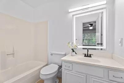 11002 Hammerly Boulevard #93, Houston, TX 77043 - Photo 17